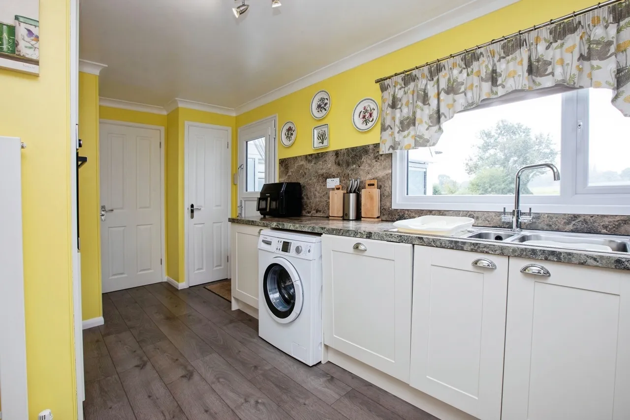 Mill Lane, Old Tupton, S42, photo 9