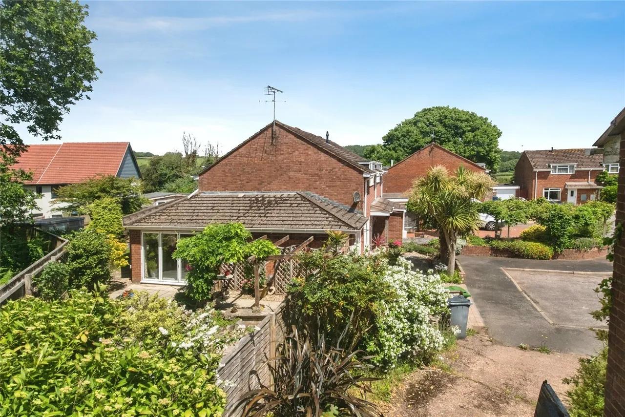 Hooker Close, Budleigh Salterton, EX9, photo 5
