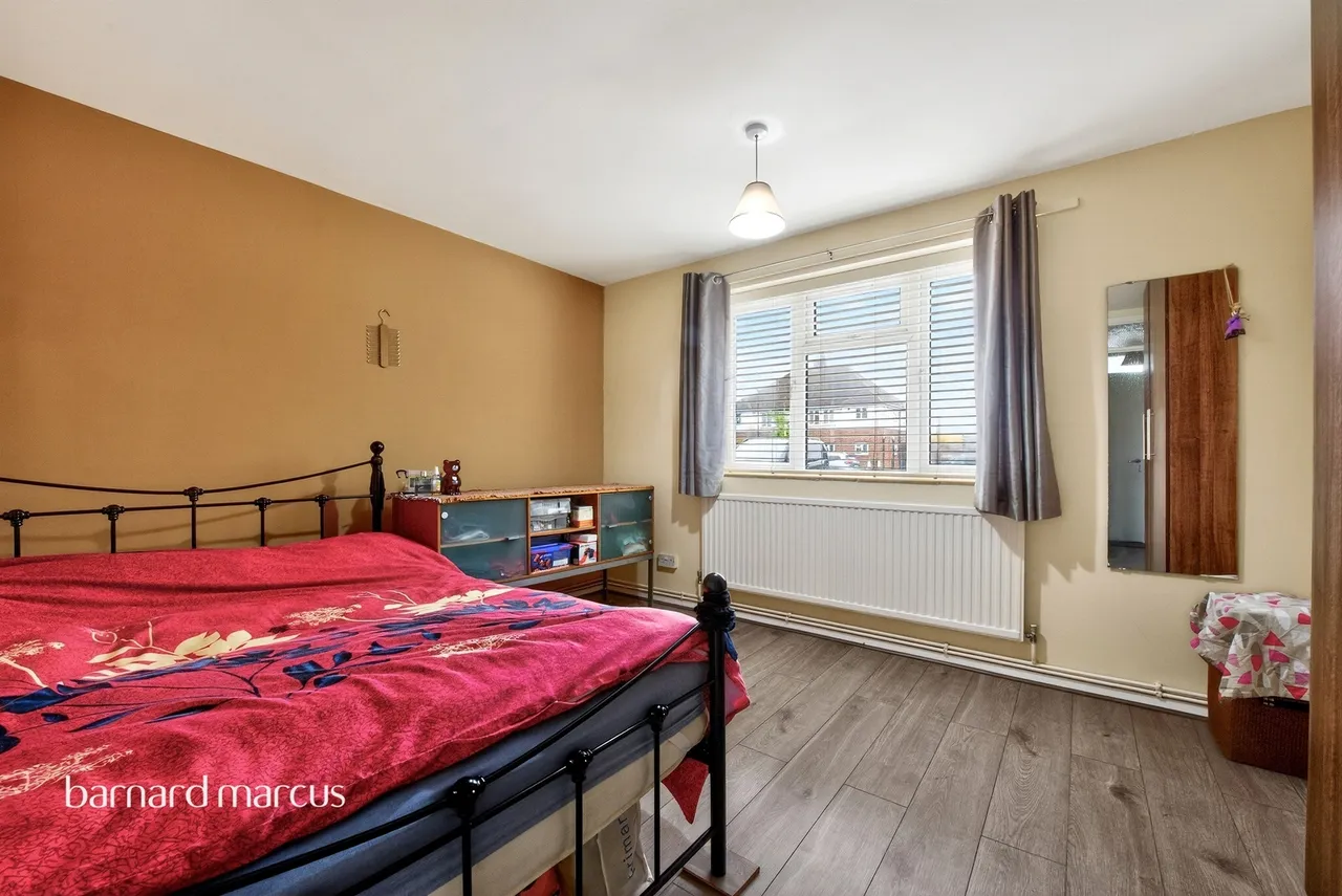 Spring Road, Feltham, photo 6