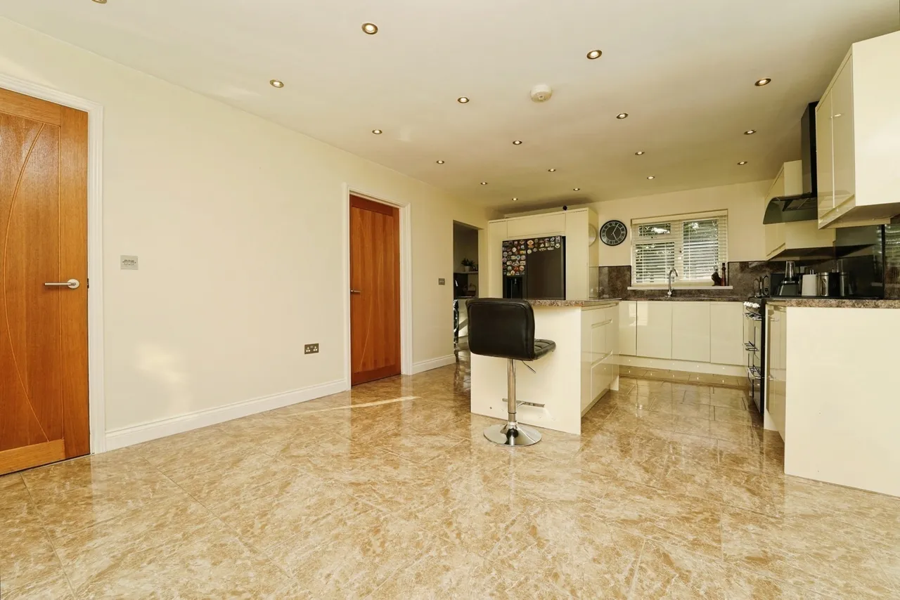 Gloucester Road, Cheltenham, GL51, photo 13