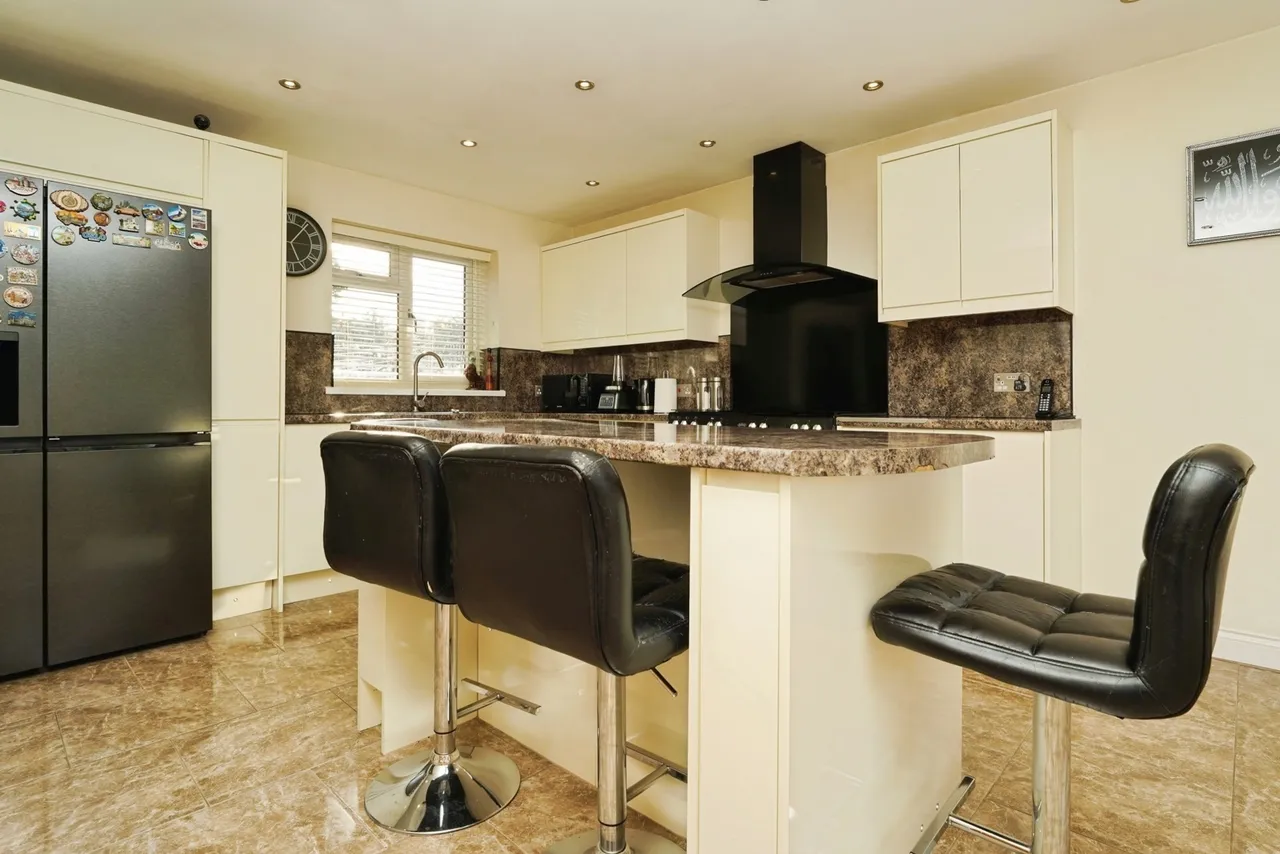 Gloucester Road, Cheltenham, GL51, photo 11