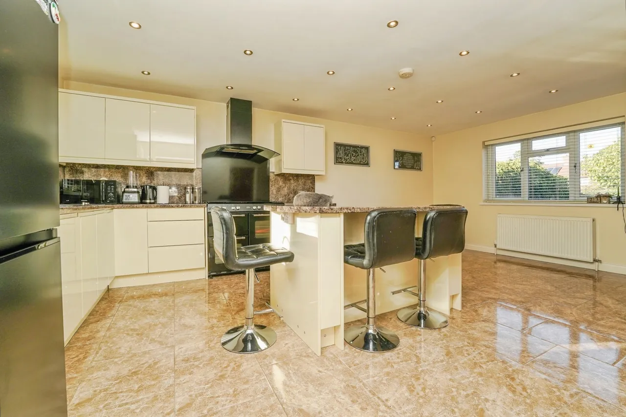Gloucester Road, Cheltenham, GL51, photo 4