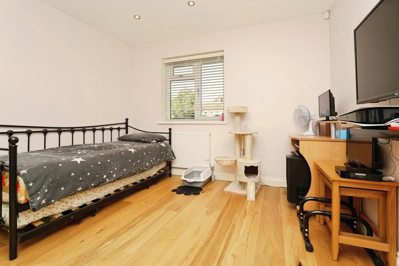 Gloucester Road, Cheltenham, GL51, photo 10