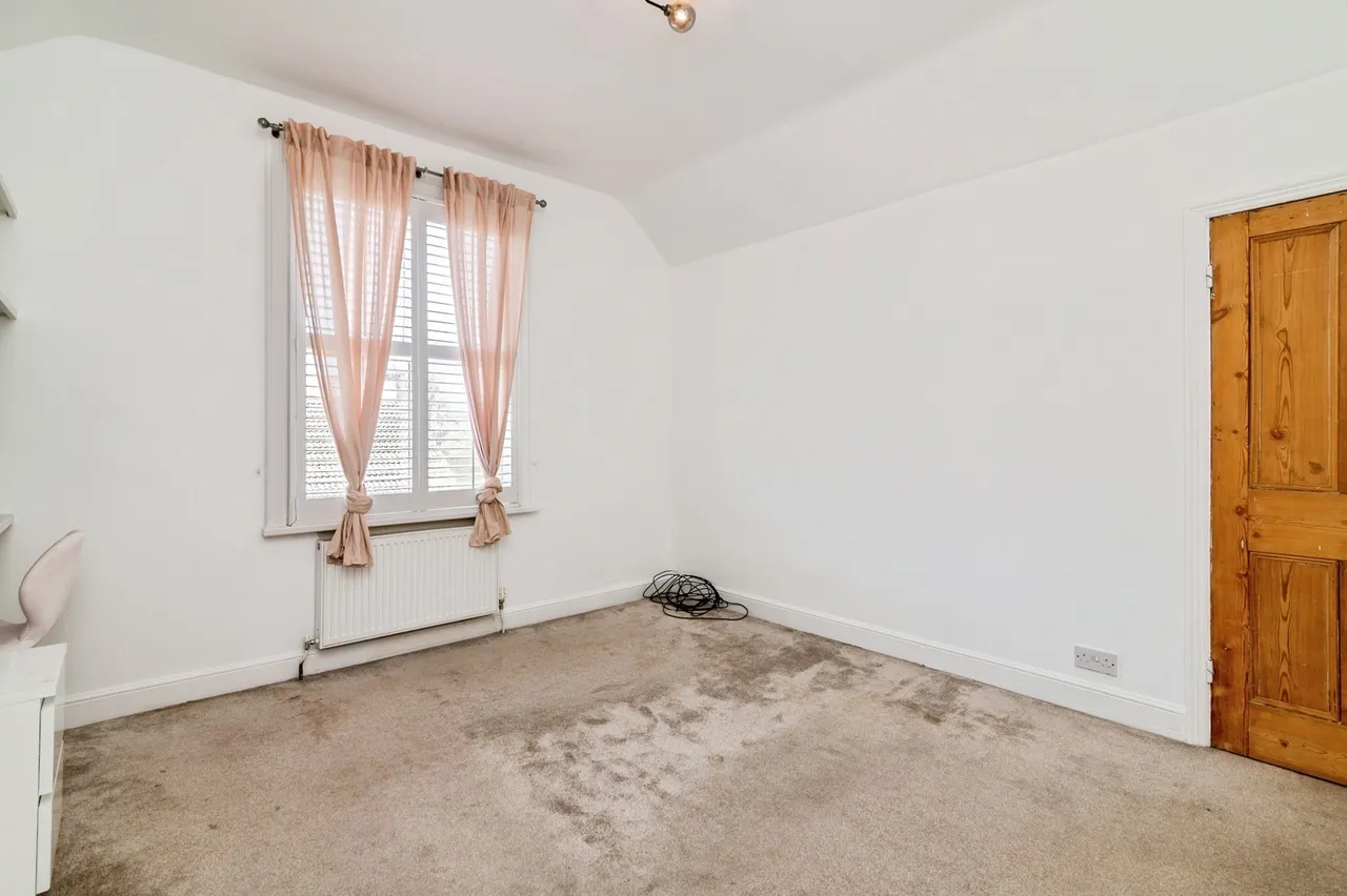 Elm Drive, NOTTINGHAM, Nottinghamshire, NG4, photo 14