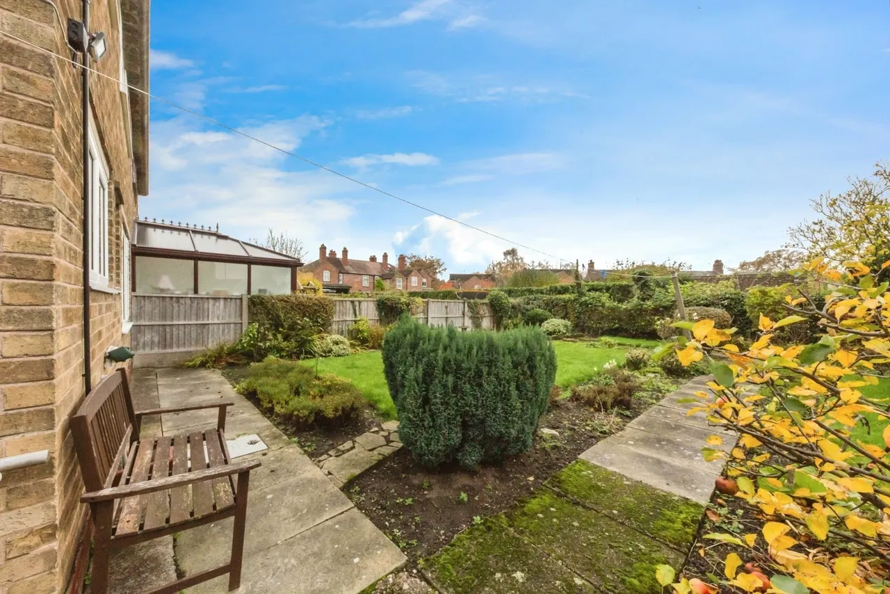 Primrose Avenue, CREWE, Cheshire, CW1, photo 17