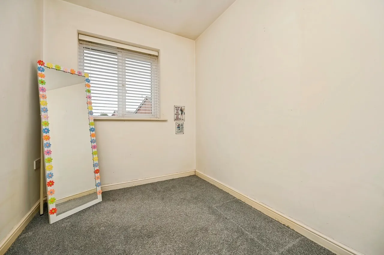 Springfield Crescent, Liverpool, L36, photo 16