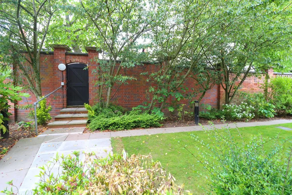 Shrubbery Close, Walsall, WS1, photo 12