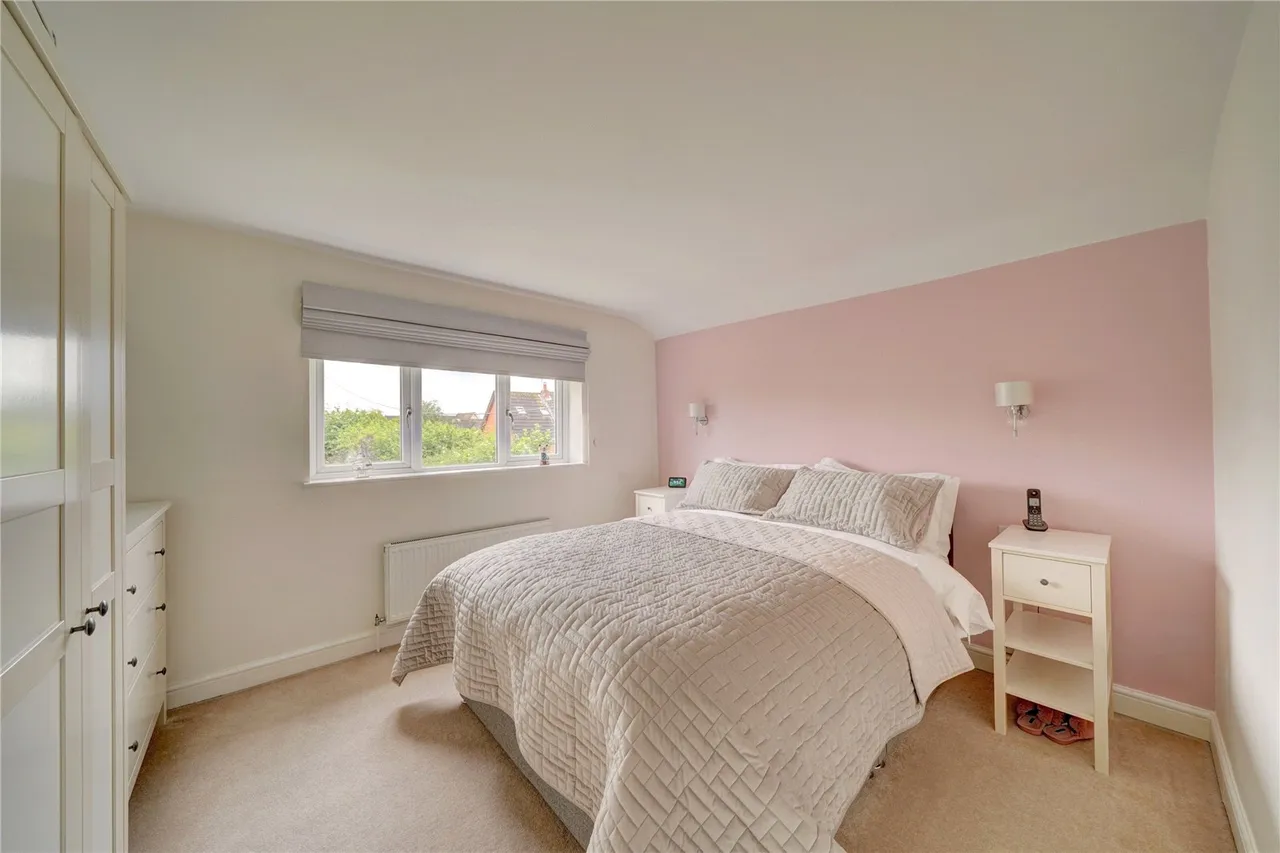 O'Keys Lane, Fernhill Heath, Worcester, Worcestershire, WR3 8RL, photo 8