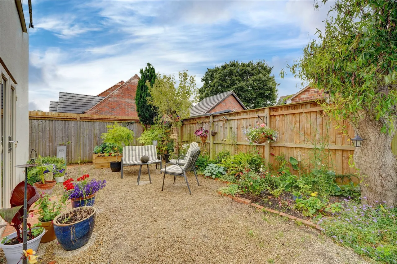 O'Keys Lane, Fernhill Heath, Worcester, Worcestershire, WR3 8RL, photo 25