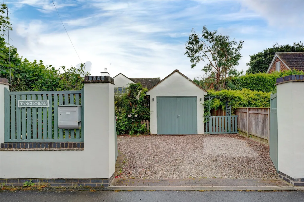 O'Keys Lane, Fernhill Heath, Worcester, Worcestershire, WR3 8RL, photo 29