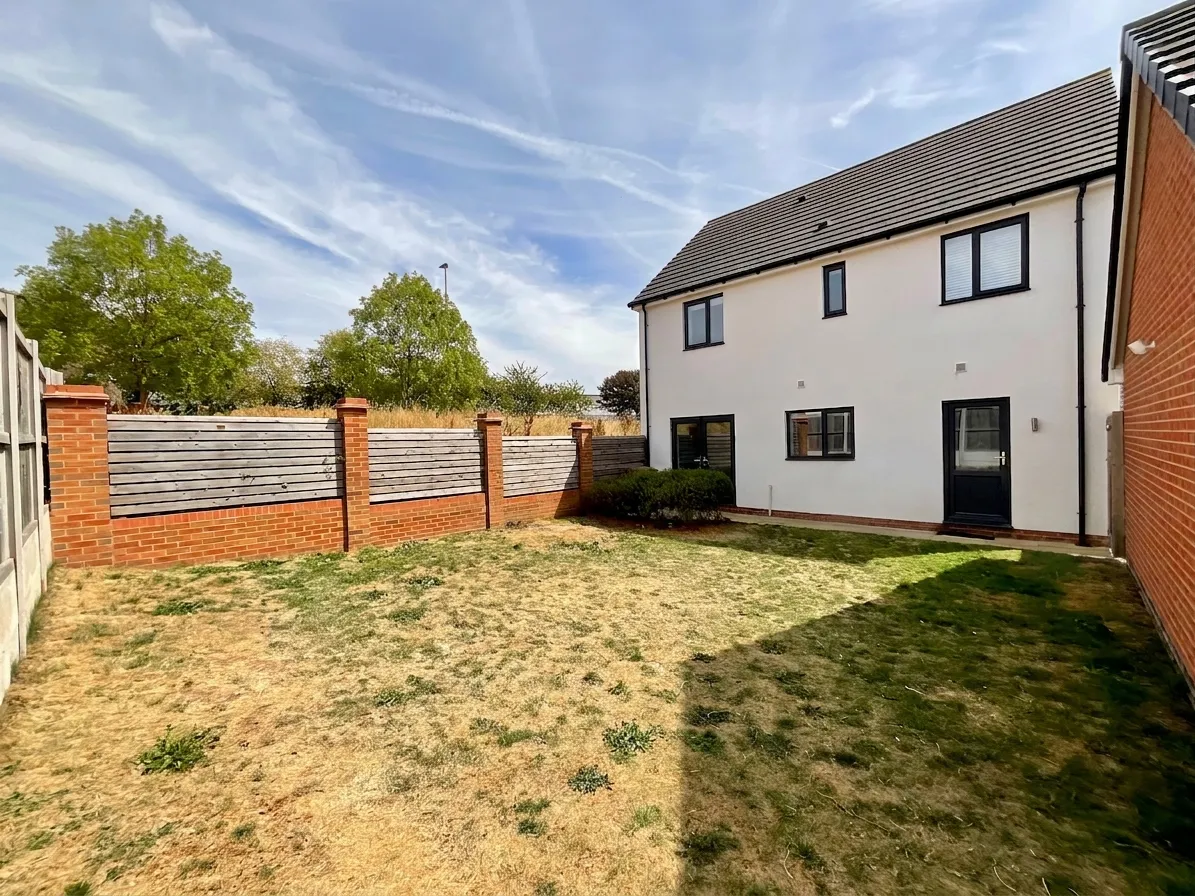 Thomas Davies Close, Stoke-On-Trent, ST4, photo 25
