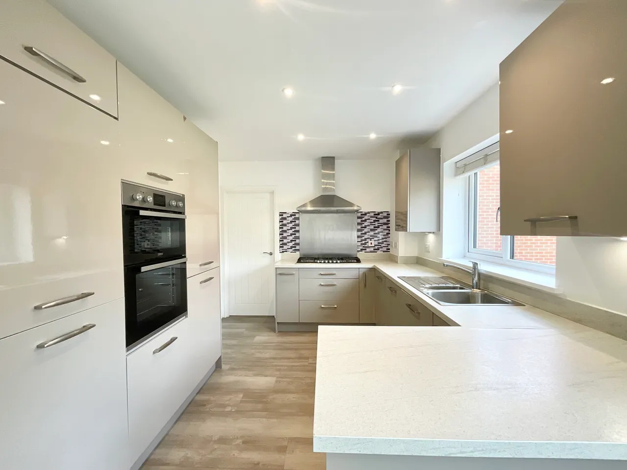 Thomas Davies Close, Stoke-On-Trent, ST4, photo 22