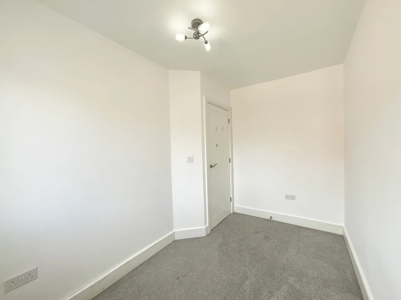 Thomas Davies Close, Stoke-On-Trent, ST4, photo 19