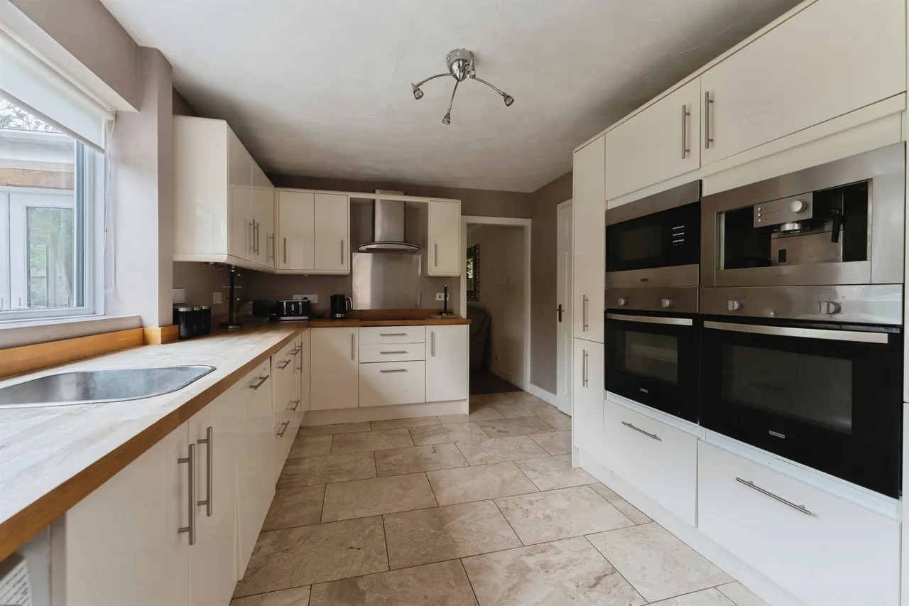 Fairways Drive, Ellesmere Port, CH66, photo 3