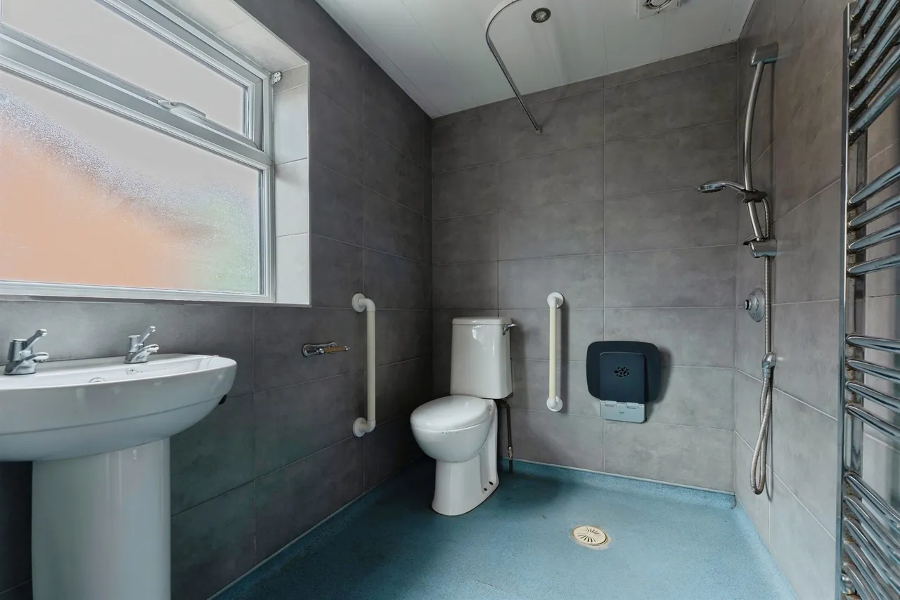 Fairways Drive, Ellesmere Port, CH66, photo 11