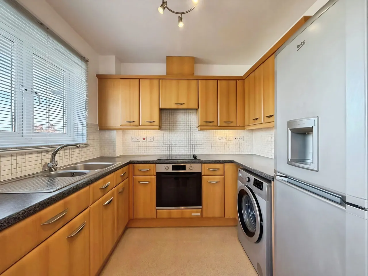 Honeypot Lane, HA7, photo 2