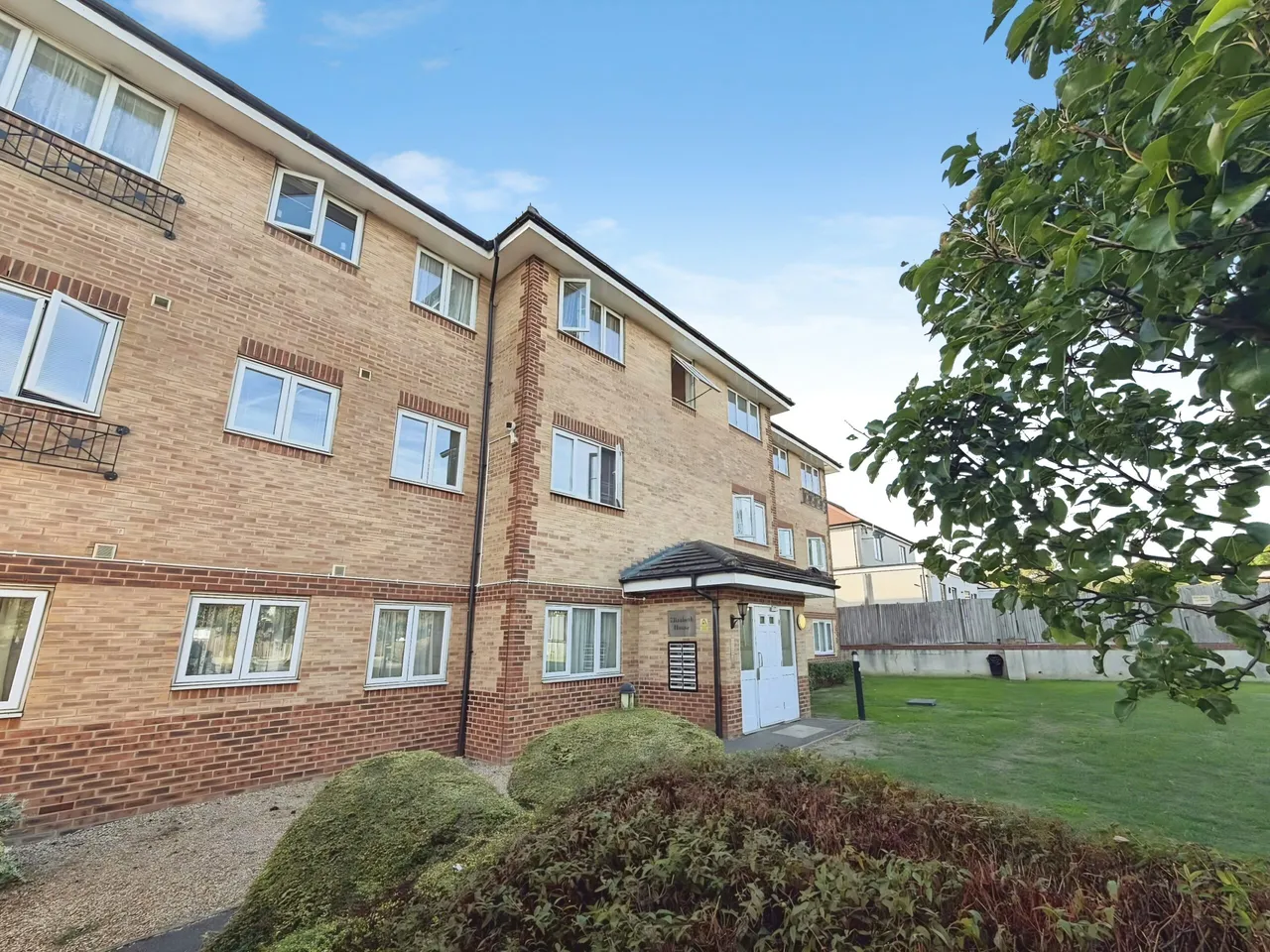 Honeypot Lane, HA7, photo 9