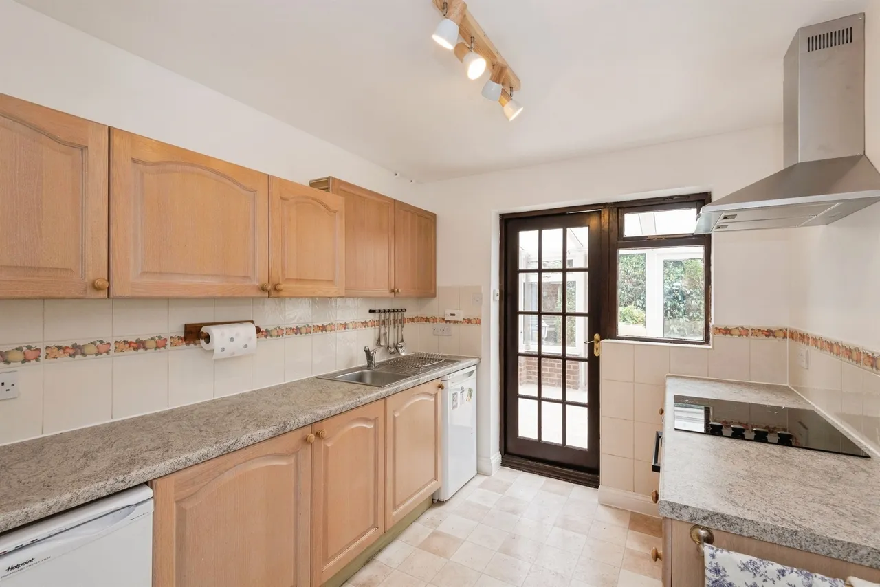 Jasmine Close, Tiverton, EX16, photo 11