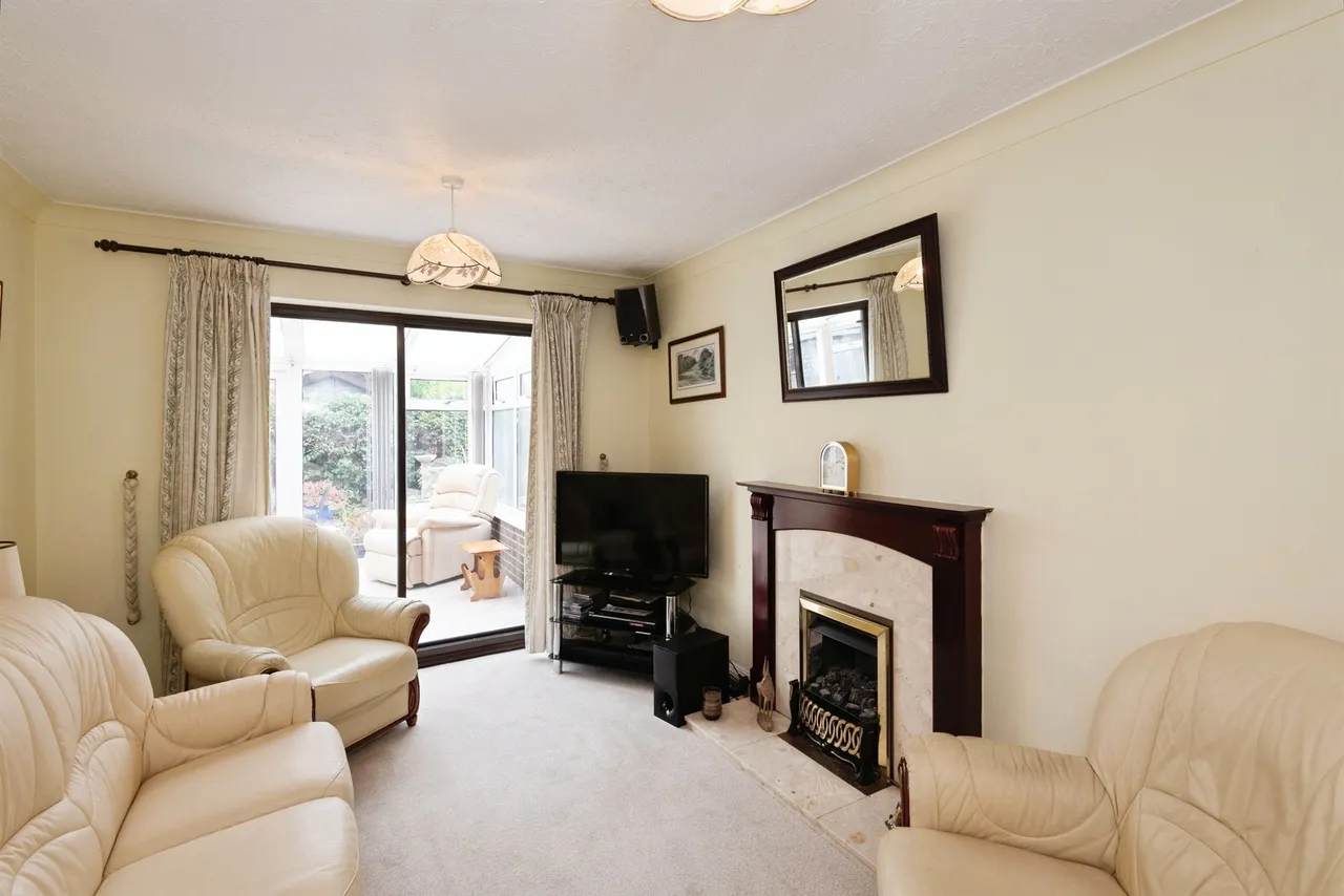 Jasmine Close, Tiverton, EX16, photo 13