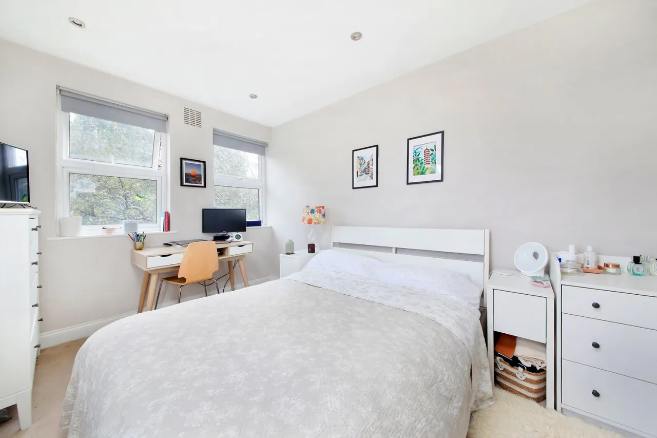 Earlsfield Road, Wandsworth, SW18, photo 2