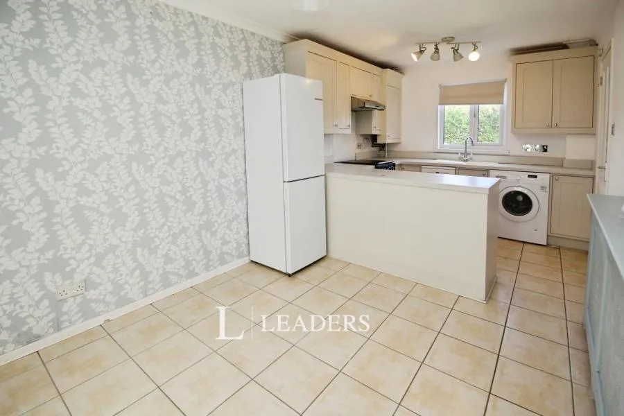 Runford Court, Shenley Lodge, MK5, photo 4
