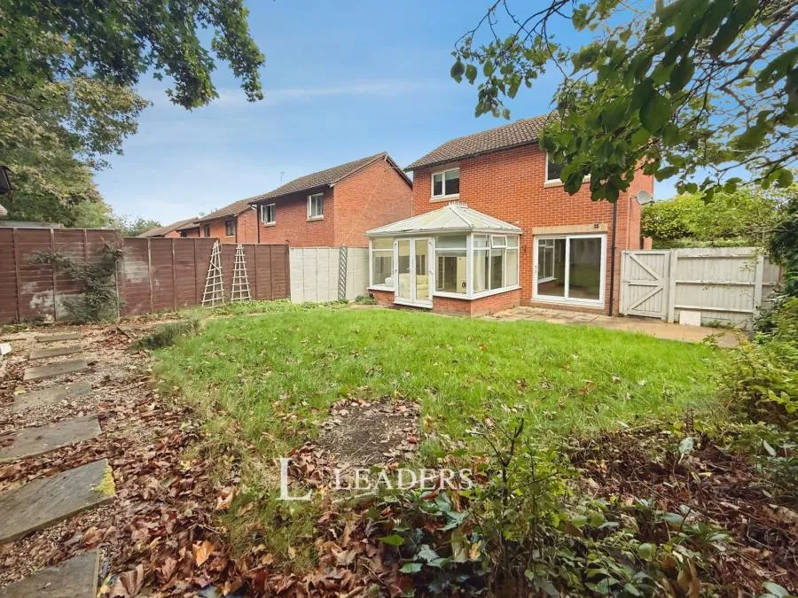 Runford Court, Shenley Lodge, MK5, photo 2
