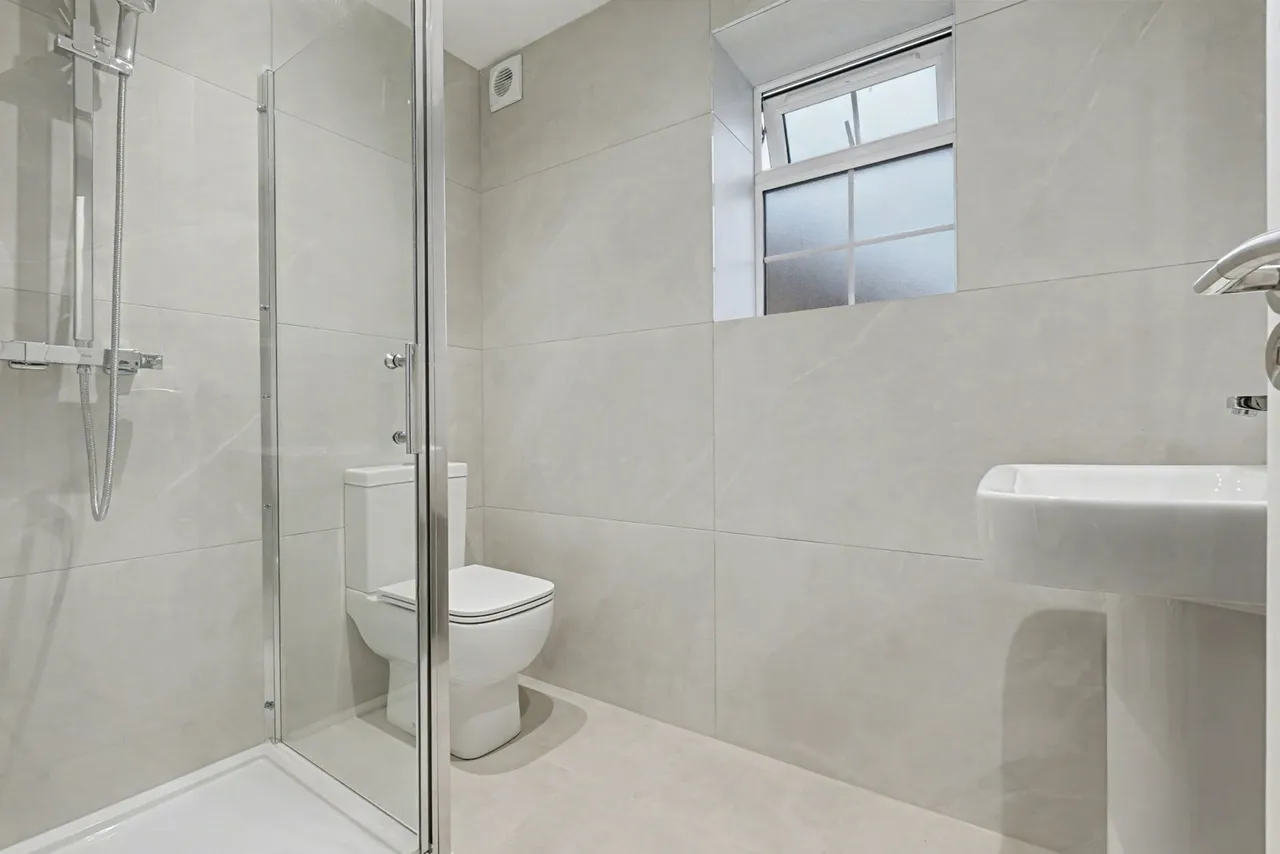 Wallis Avenue, Maidstone, ME15 9HS, photo 6