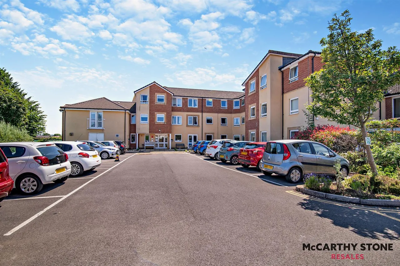 Station Road, Worle, BS22, photo 15