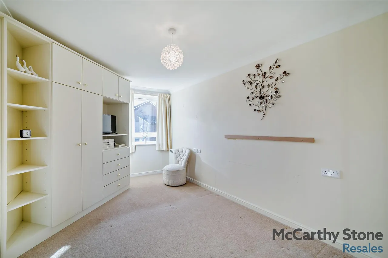 Station Road, Worle, BS22, photo 5
