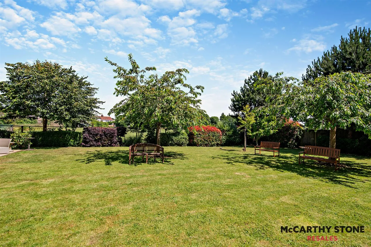 Station Road, Worle, BS22, photo 12