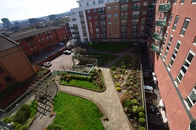 Royal Plaza, 1 Eldon Street, Sheffield, S1 4GB, photo 12