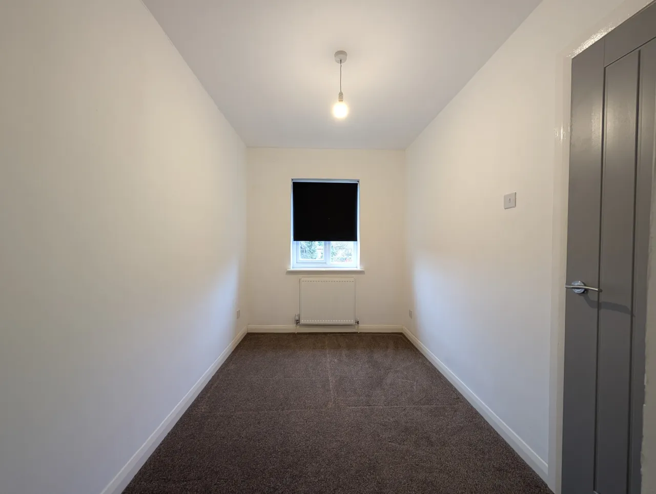 Clos Y Dolydd, Beddau, CF38, photo 7