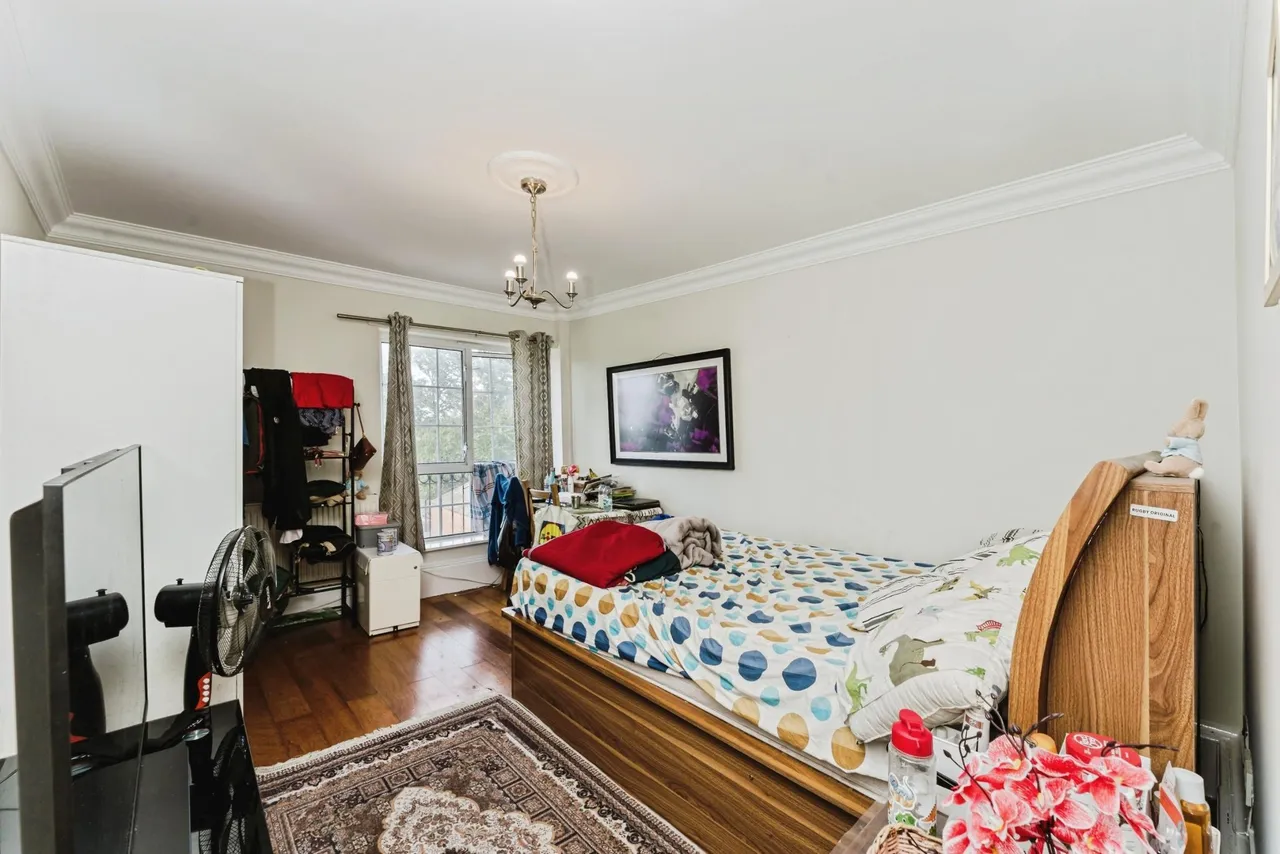 Upton Lane, London, E7, photo 5