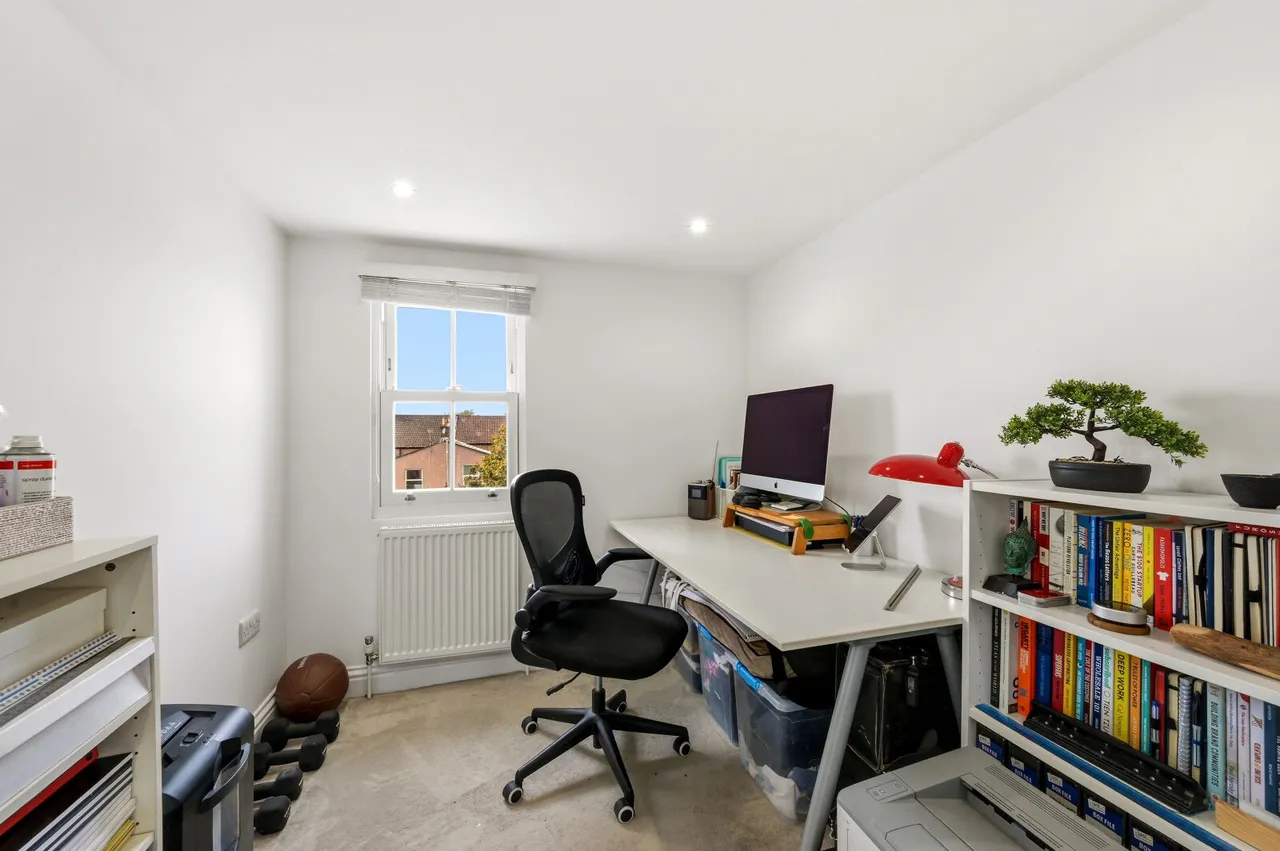 Amity Grove, West Wimbledon, SW20, photo 13