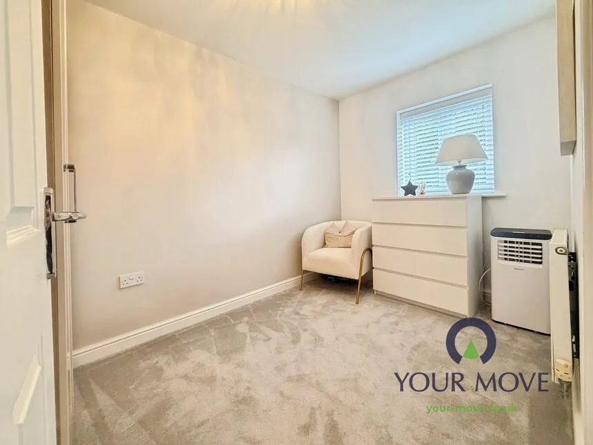 Redhill Court, Barnsley, S75, photo 8