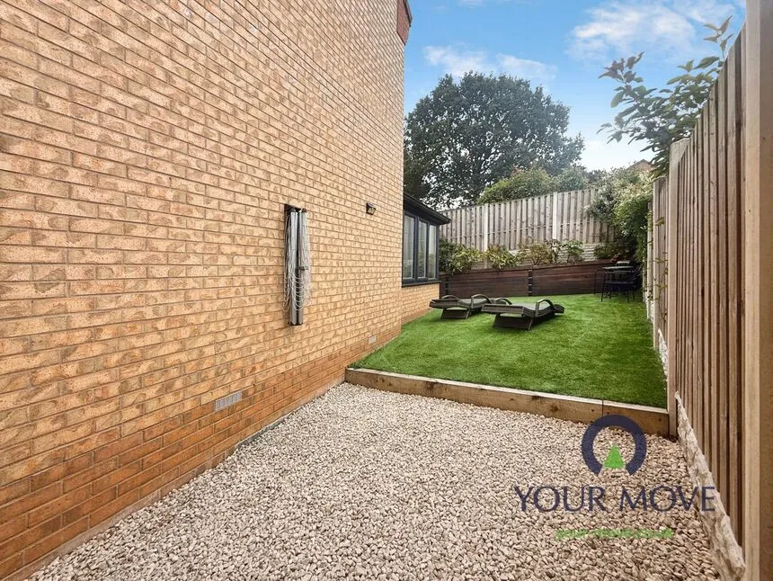 Redhill Court, Barnsley, S75, photo 18