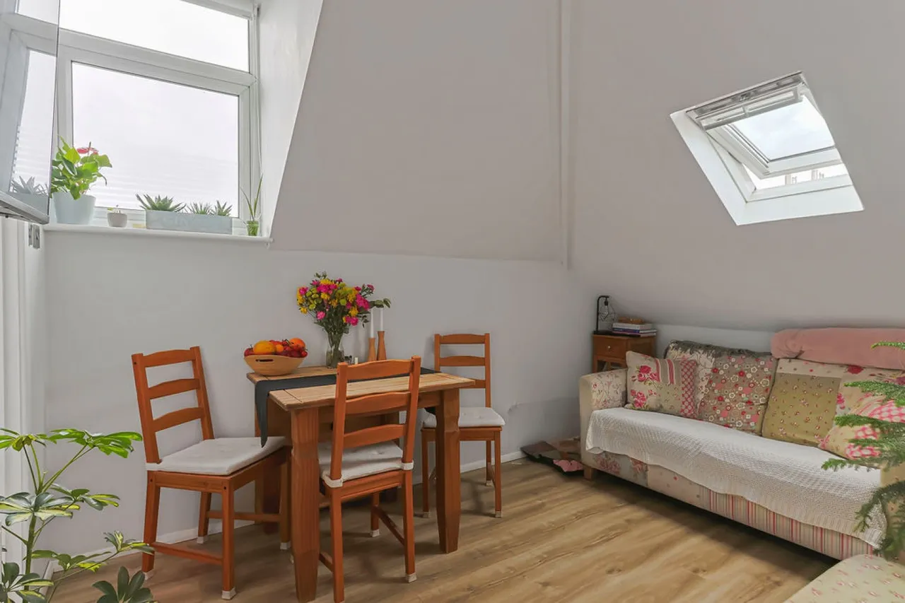 Hawkwood Road, Bournemouth, photo 3