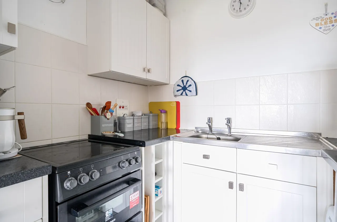 Pagham Road, Nyetimber, PO21, photo 7