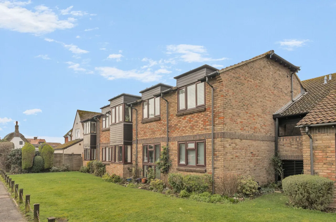 Pagham Road, Nyetimber, PO21, photo 13