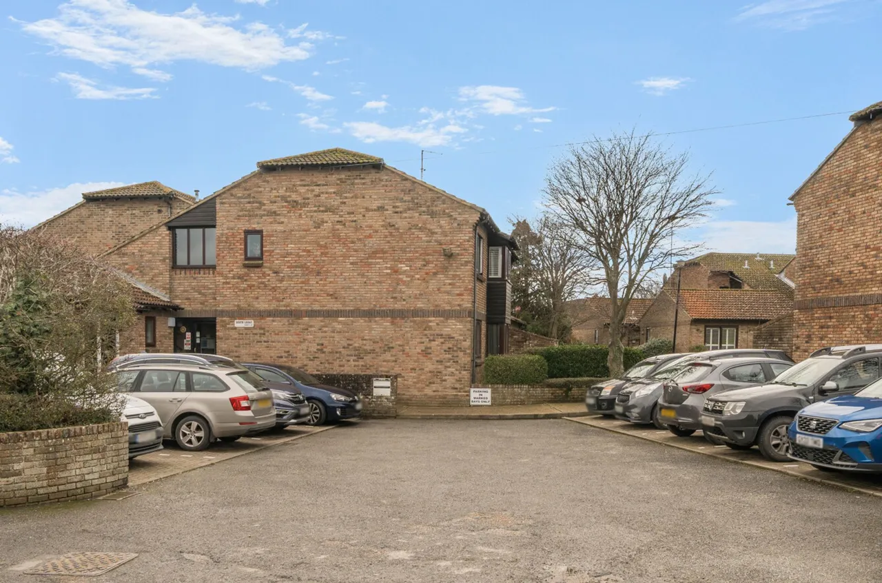 Pagham Road, Nyetimber, PO21, photo 12