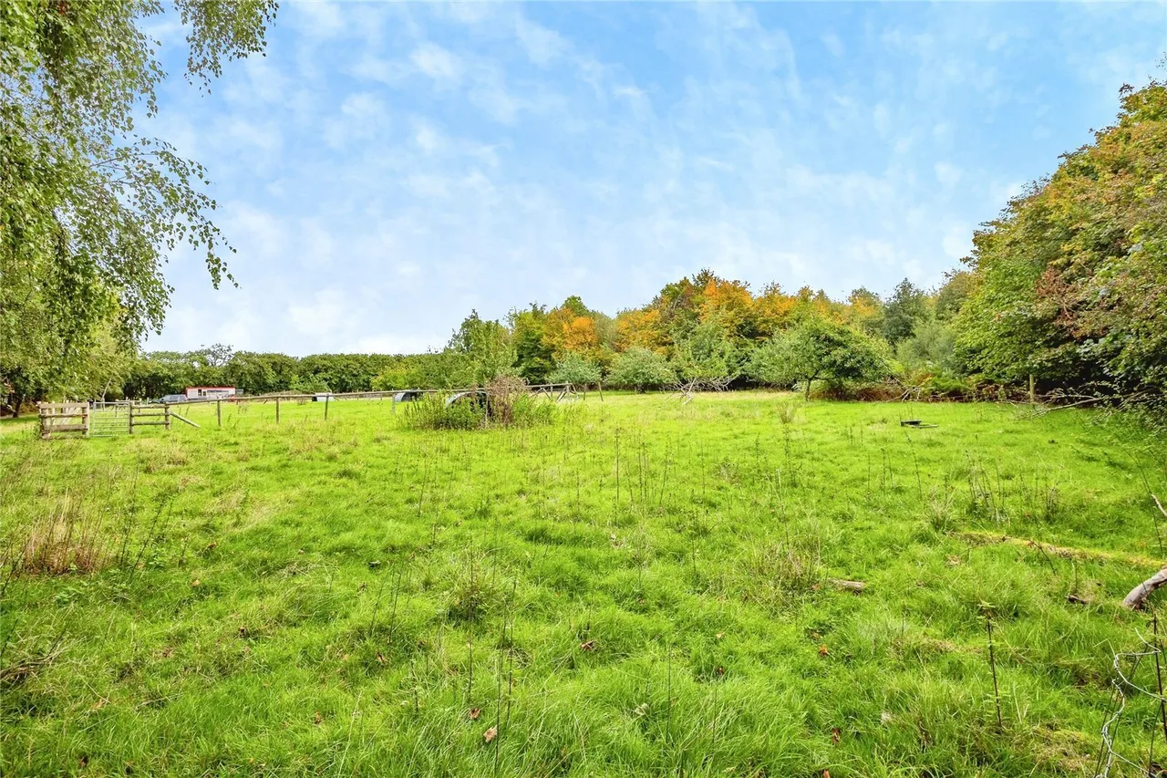 Dihewyd, Lampeter, SA48, photo 38