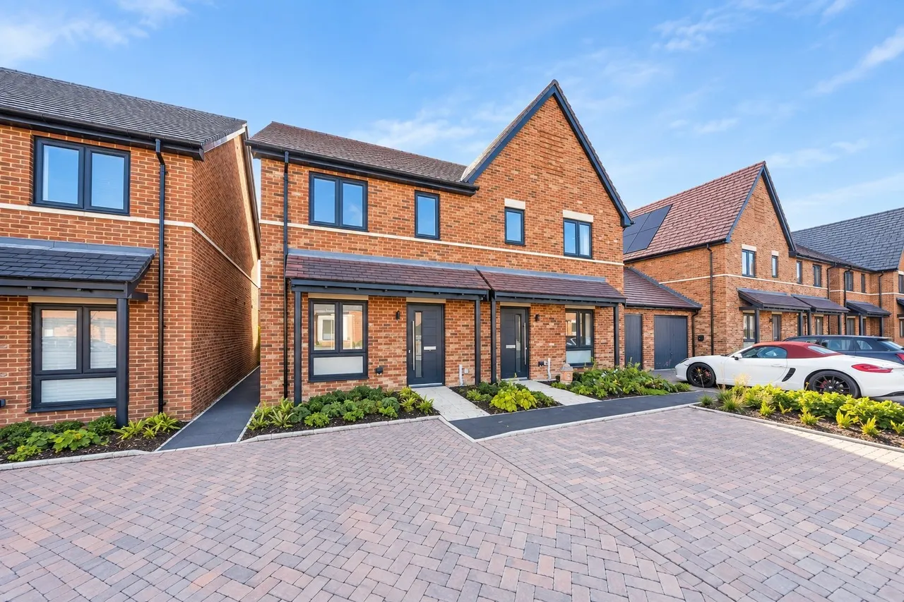 2 bed house for sale, Tribune Road, Warsash, SO31