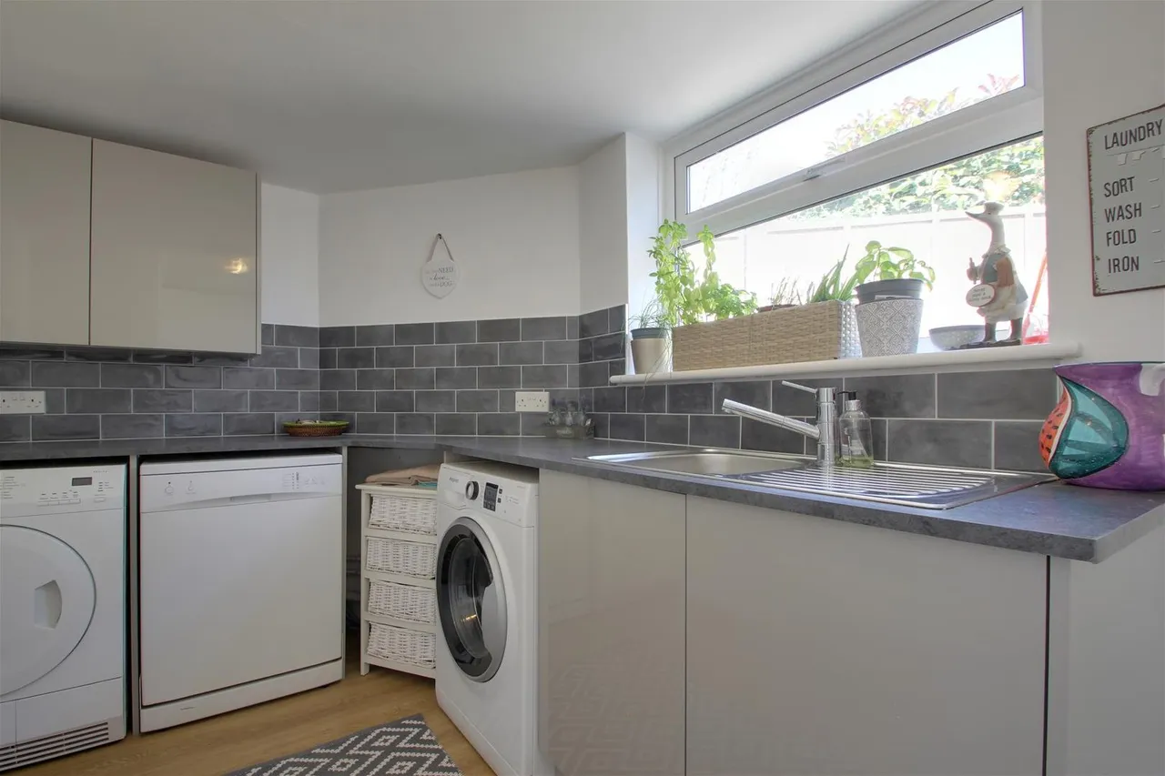 Ferringham Lane, Ferring, Worthing, photo 24