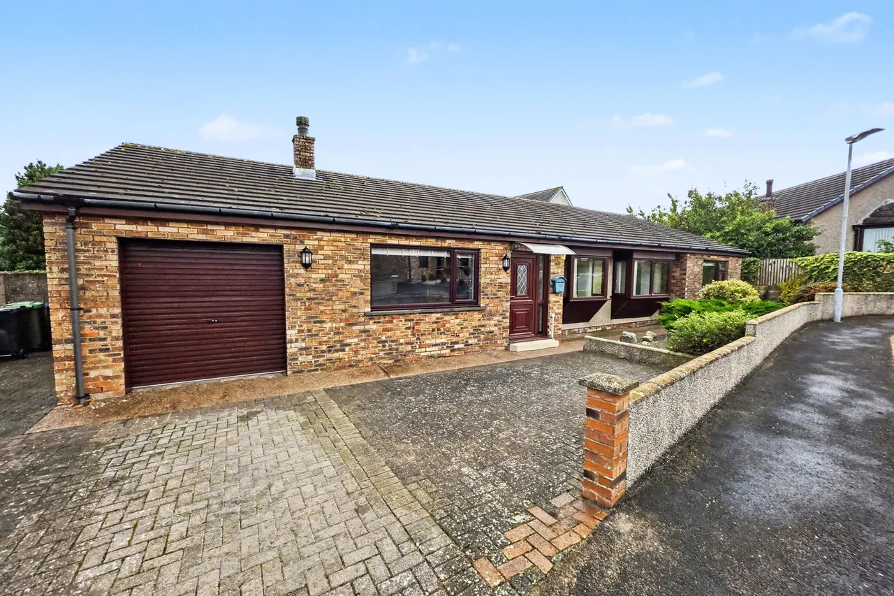 4 bed house for sale, Queens Park, Aspatria