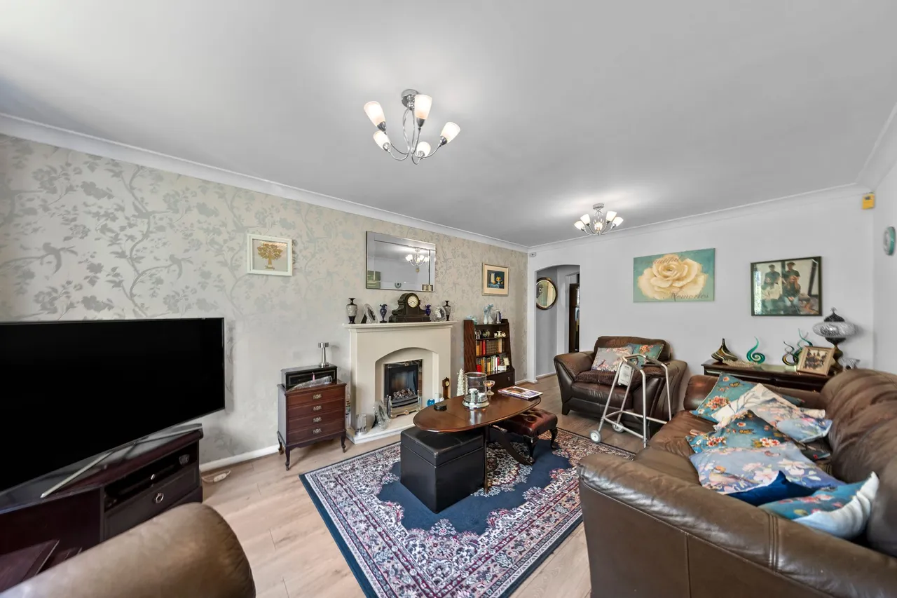 Vincent Close, Old Hall, Warrington, Warrington, WA5 8TB, photo 3