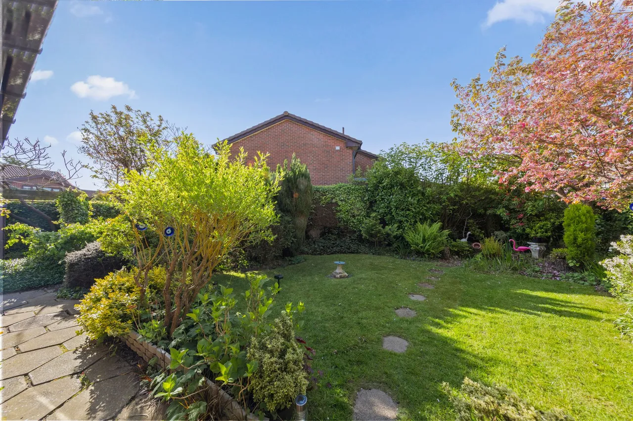 Vincent Close, Old Hall, Warrington, Warrington, WA5 8TB, photo 14
