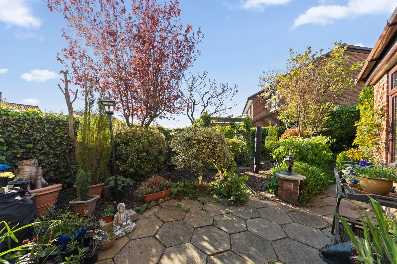 Vincent Close, Old Hall, Warrington, Warrington, WA5 8TB, photo 33