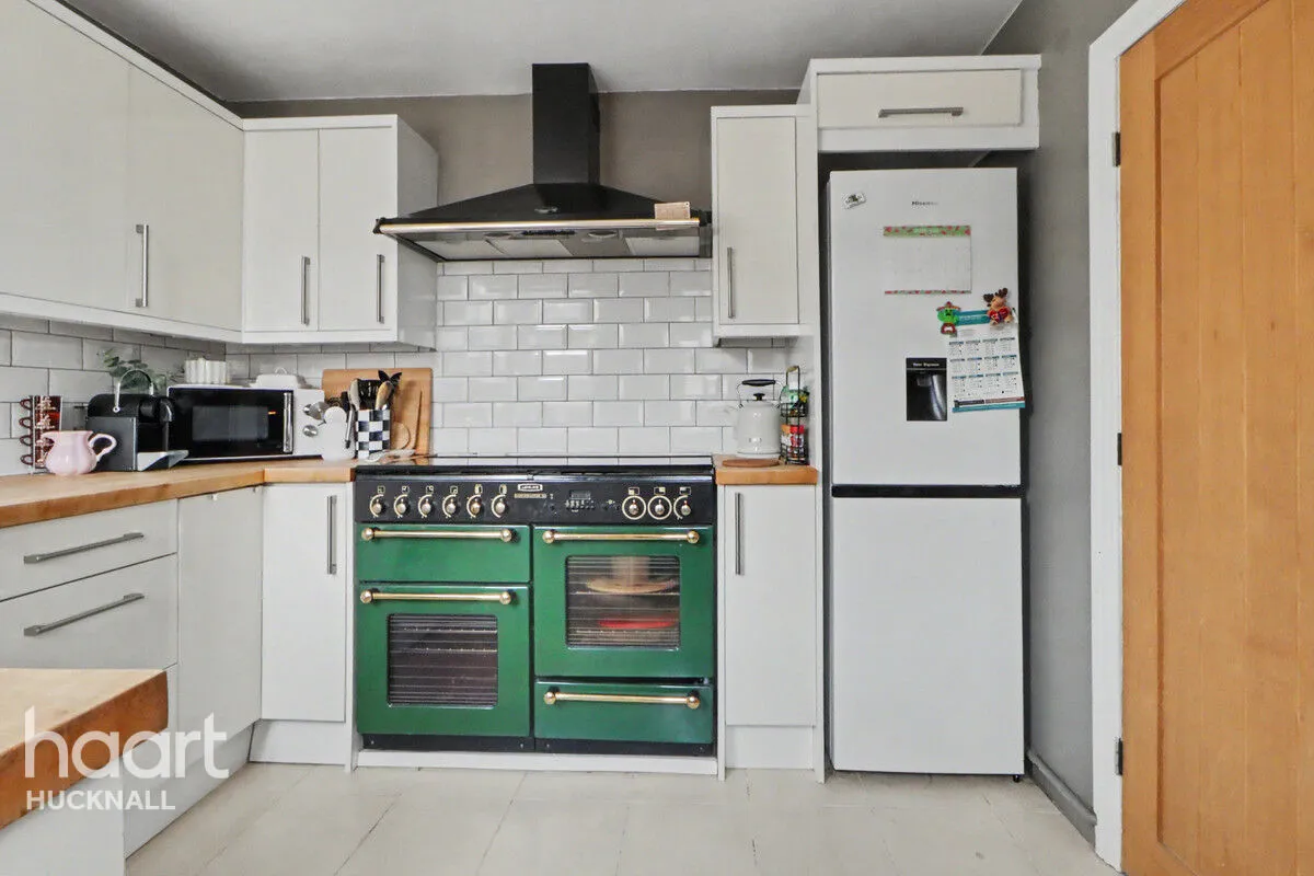 Newstead Terrace, Nottingham, NG15, photo 5