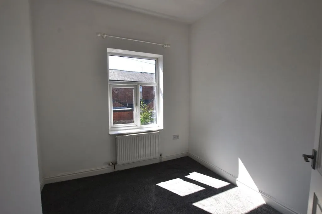 To LetCorporation Street, Chorley, photo 9