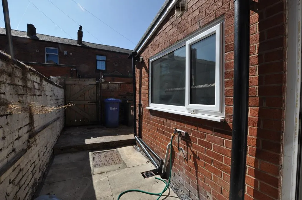 To LetCorporation Street, Chorley, photo 12